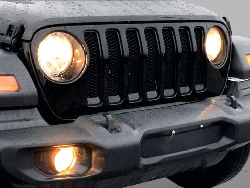 Used 2023 Jeep Wrangler Unlimited Sport AWD/4WD image 26