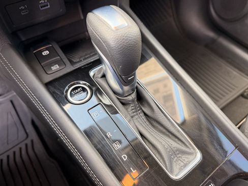 Used 2023 Nissan Kicks SV FWD image 21