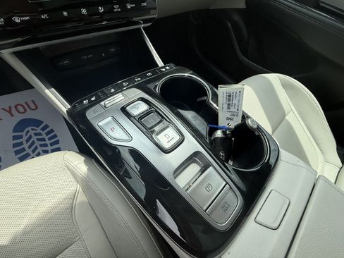 Used 2022 Hyundai Tucson Limited AWD/4WD image 18