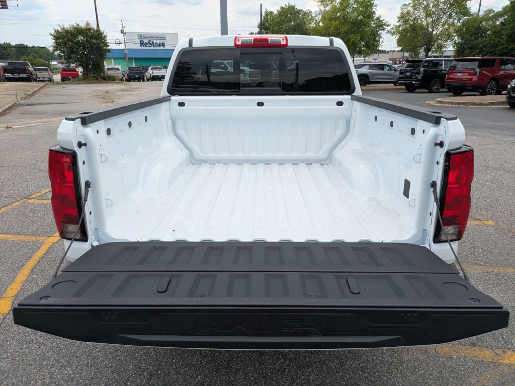 New 2026 Chevrolet Colorado LT RWD image 13