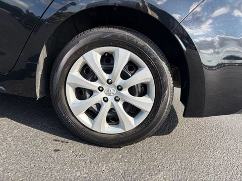 Used 2024 Toyota Corolla LE FWD image 10