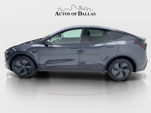 Used 2026 Tesla Model Y 2WD image 5
