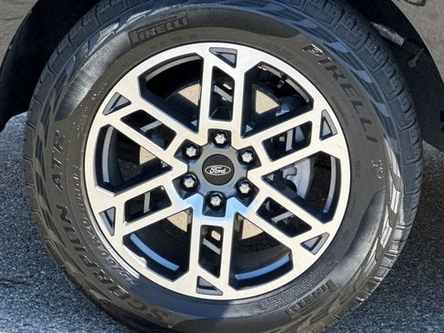 Used 2025 Ford Expedition Max Active AWD/4WD image 34