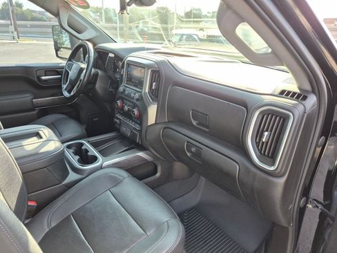 Used 2021 Chevrolet Silverado 2500 LTZ w/ LTZ Plus Package AWD/4WD image 22