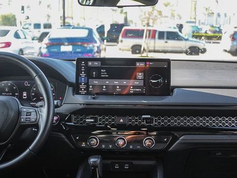 Used 2023 Honda Accord Sport image 19