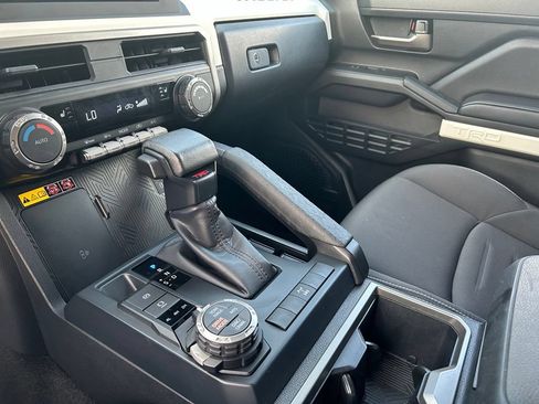 Used 2024 Toyota Tacoma TRD Off-Road w/ TRD Off Road Upgrade Package AWD/4WD image 22