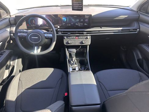 New 2026 Hyundai Tucson SE image 19