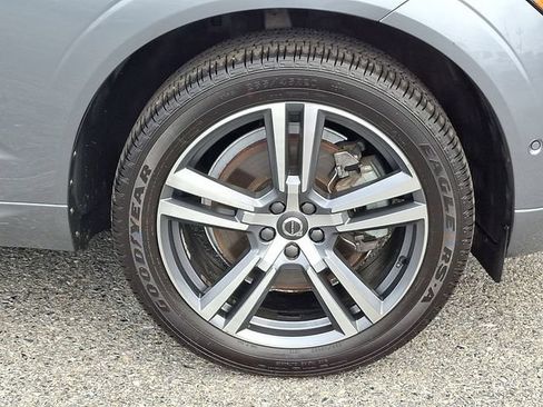 Used 2019 Volvo XC60 T6 Momentum w/ Protection Package Premier AWD/4WD image 8