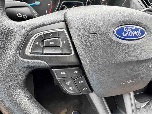 Used 2019 Ford Escape SE FWD image 44