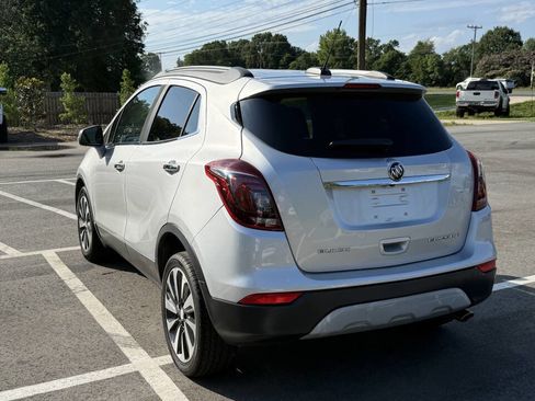 Used 2018 Buick Encore Essence FWD image 6
