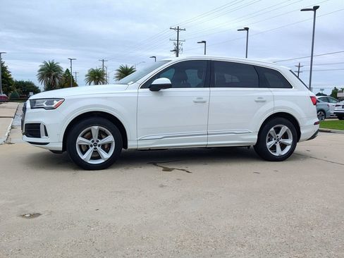 Used 2021 Audi Q7 2.0T Premium Plus w/ Premium Plus Package AWD/4WD image 3