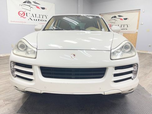 Used 2009 Porsche Cayenne AWD/4WD image 3
