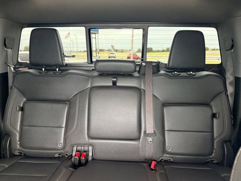 Used 2024 Chevrolet Silverado 3500 LTZ w/ LTZ Convenience Package AWD/4WD image 23