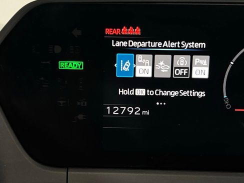 Used 2024 Toyota bZ4X XLE image 18