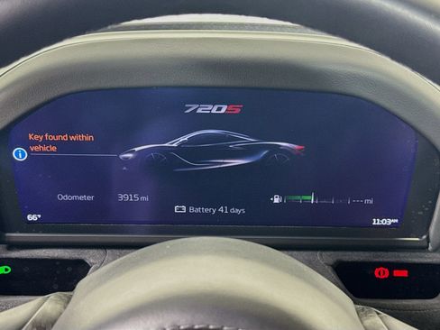 Used 2020 McLaren 720S Spider image 12