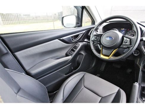 Used 2021 Subaru Crosstrek 2.5i Sport w/ Moonroof Package image 8