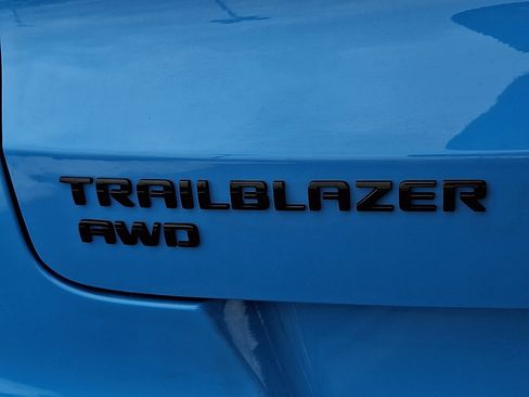 Certified 2023 Chevrolet TrailBlazer RS w/ Convenience Package image 31