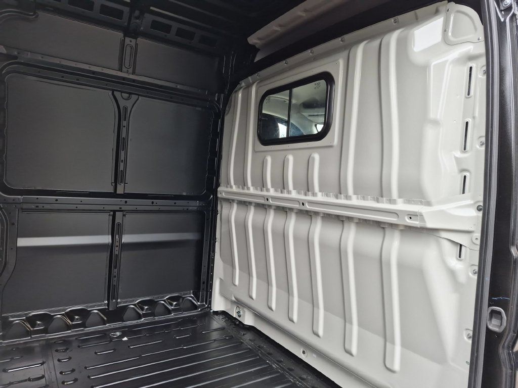 New 2027 RAM ProMaster 2500 w/ Convenience Group FWD image 14