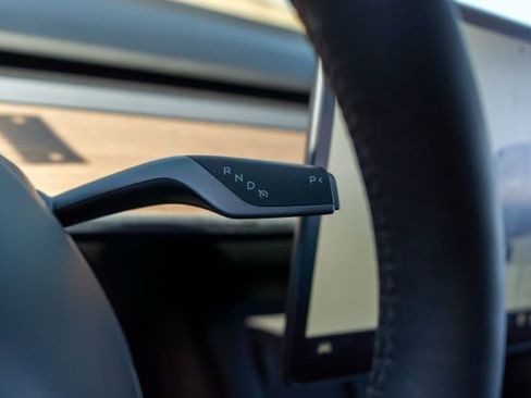 Used 2022 Tesla Model 3 Long Range AWD/4WD image 18