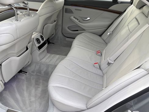 Used 2015 Mercedes-Benz S 550 Sedan image 34