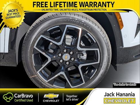 Certified 2026 Chevrolet Traverse High Country FWD image 11