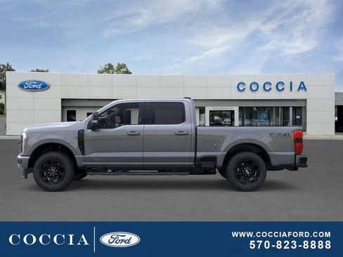 New 2026 Ford F250 Lariat w/ Black Appearance Package image 3