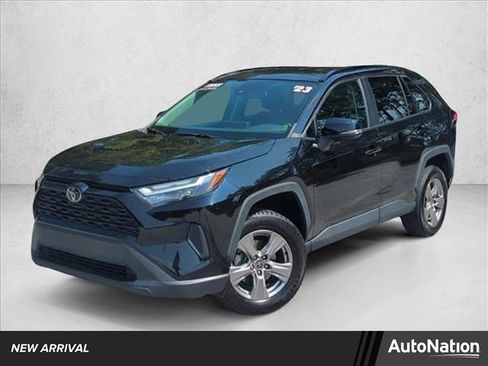 Used 2023 Toyota RAV4 XLE image 1