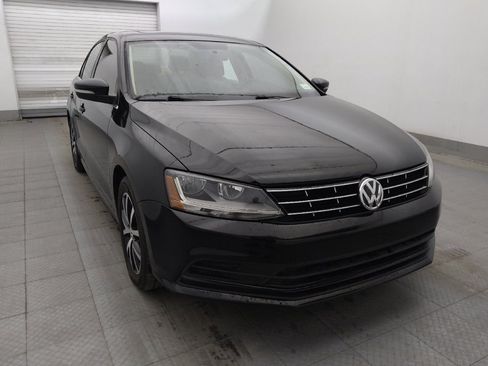 Used 2018 Volkswagen Jetta SE FWD image 13