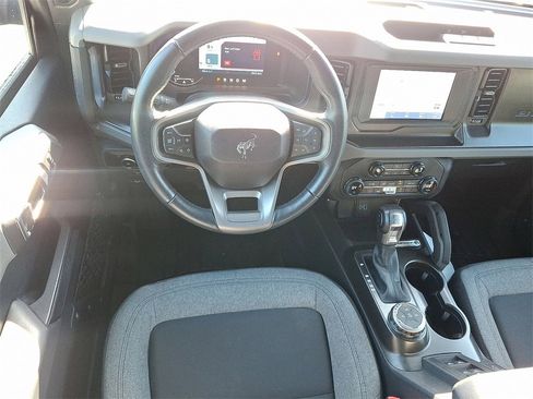 Used 2023 Ford Bronco Big Bend image 2