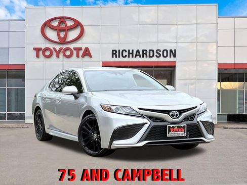 Used 2023 Toyota Camry XSE FWD image 1