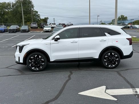 New 2026 Kia Sorento EX image 6