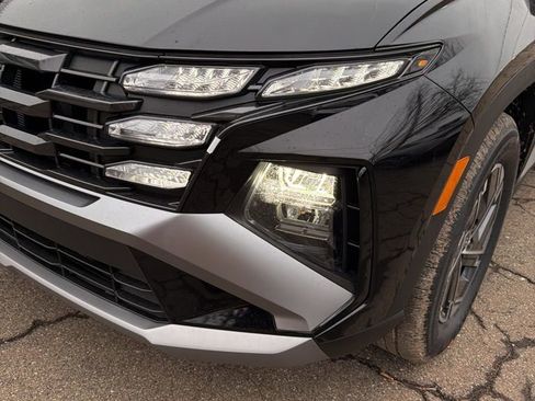 New 2026 Hyundai Tucson Blue SE image 9