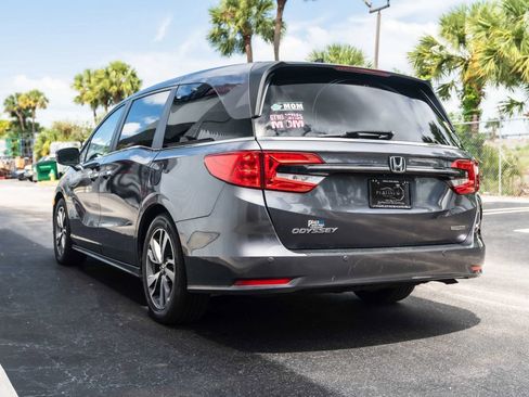 Used 2023 Honda Odyssey Touring image 9