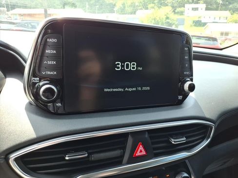 Used 2020 Hyundai Santa Fe Limited AWD/4WD image 18