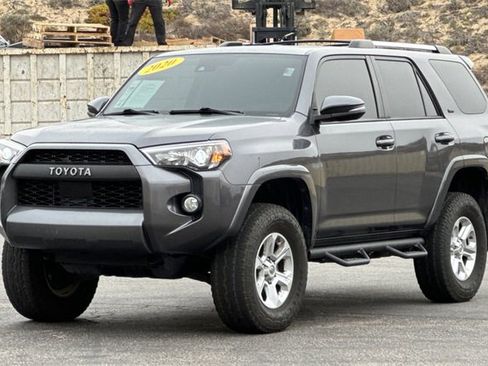 Used 2020 Toyota 4Runner SR5 Premium w/ Moonroof Package image 9