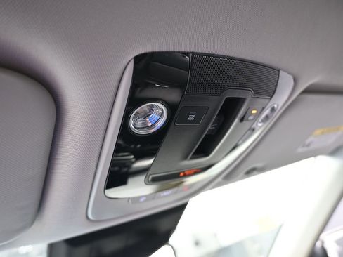 Used 2022 Kia Seltos EX image 33