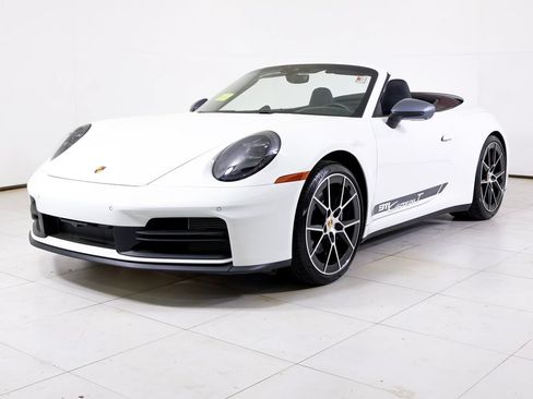 Certified 2025 Porsche 911 Carrera T RWD image 1
