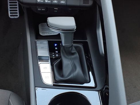 New 2026 Hyundai Elantra Sport FWD image 10