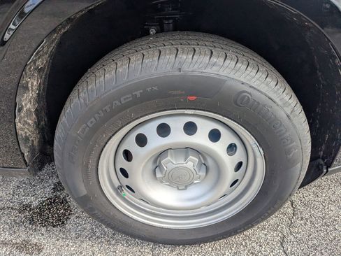 New 2025 Ford Maverick XL w/ Equipment Group 101A image 11