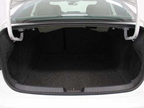 Used 2025 Volkswagen Jetta Sport FWD image 20