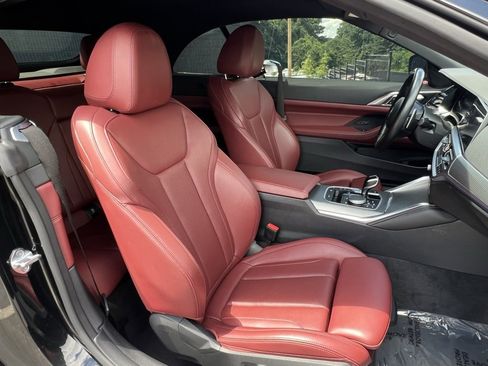 Used 2023 BMW M440i Convertible w/ Premium Package image 30