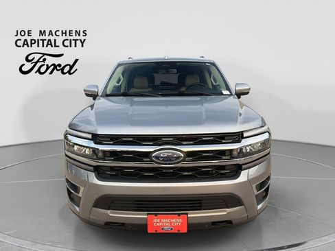 Used 2024 Ford Expedition Limited AWD/4WD image 10