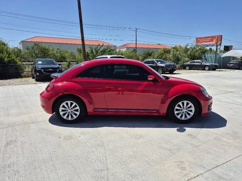 Used 2019 Volkswagen Beetle 2.0T S FWD image 5