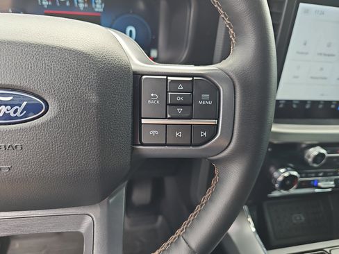 Used 2025 Ford F150 Lariat w/ Equipment Group 502A High AWD/4WD image 18