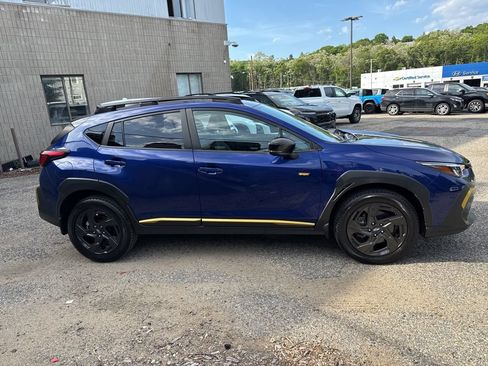 Used 2024 Subaru Crosstrek 2.5i Sport w/ Crosstrek Mirror Package AWD/4WD image 8