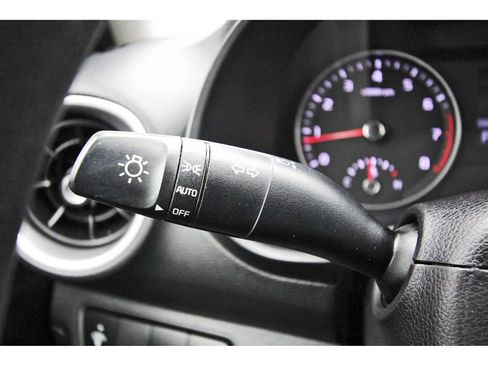 Used 2021 Kia Forte LXS FWD image 17