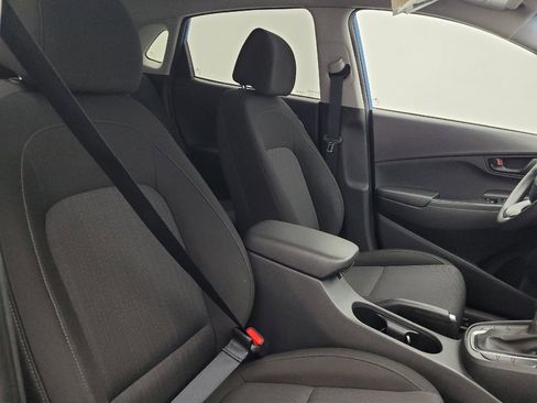 Used 2022 Hyundai Kona SEL image 21