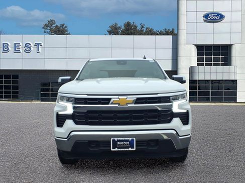 Used 2026 Chevrolet Silverado 1500 LT image 2