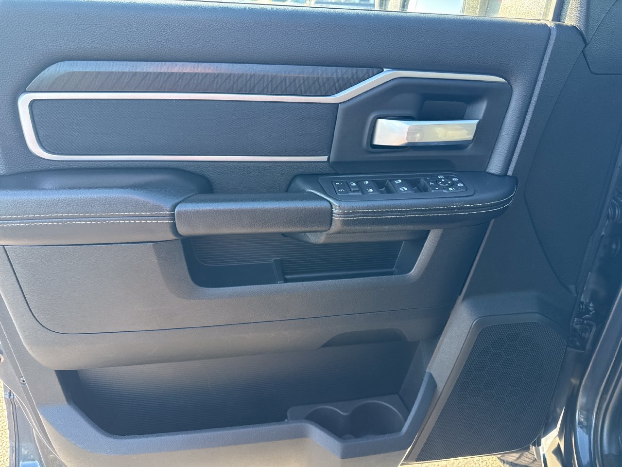 Certified 2025 RAM 2500 Big Horn AWD/4WD image 14