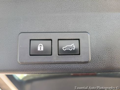 Used 2020 Subaru Ascent Premium w/ Convenience Package AWD/4WD image 21